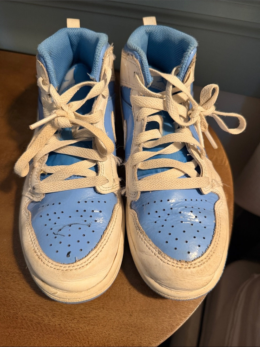 Nike Kids High-Top Sneakers in Light Blue and White